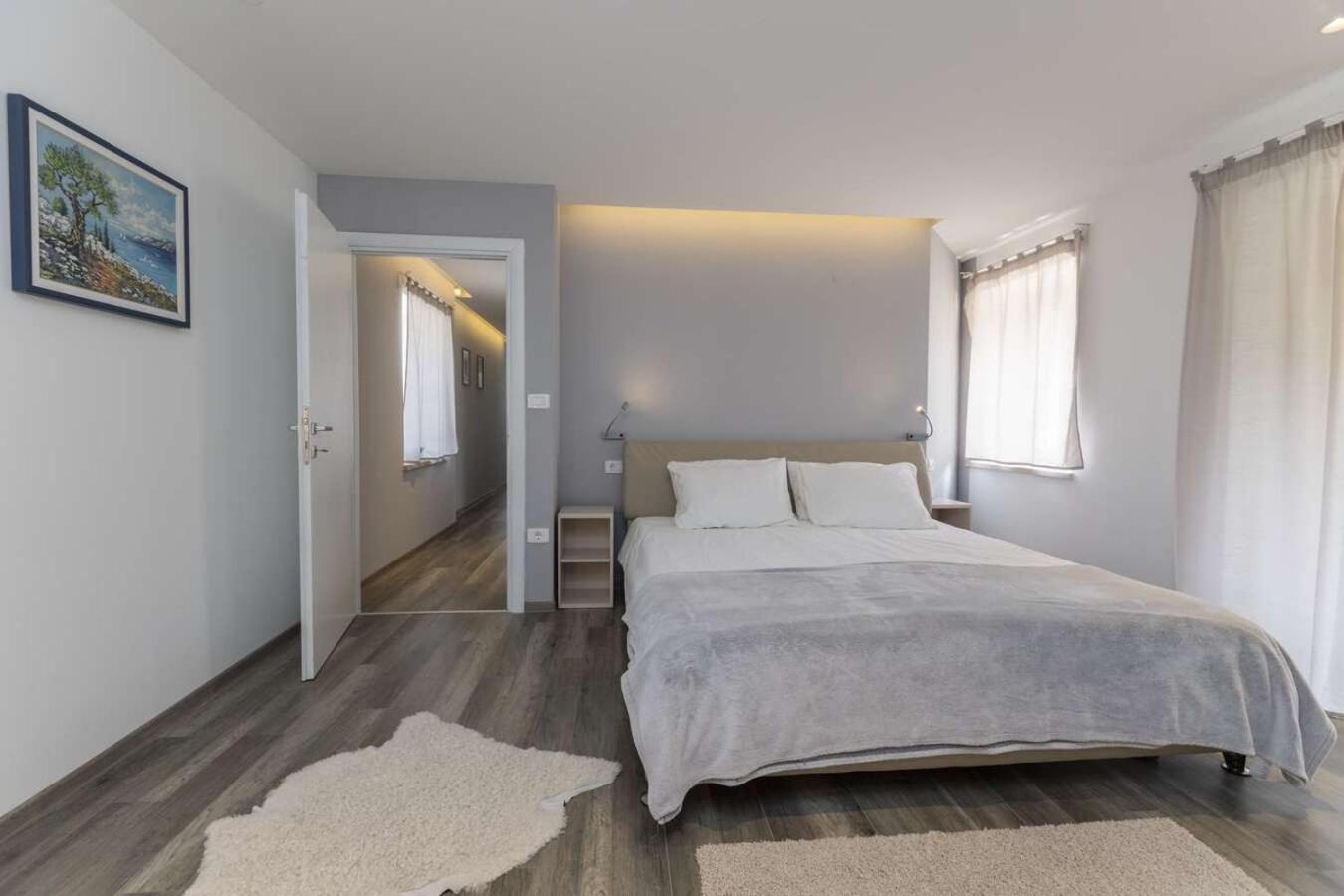 Villa Viscum In Central Istria For 8 Persons With Large Garden - Pet Friendly Pazin Ngoại thất bức ảnh