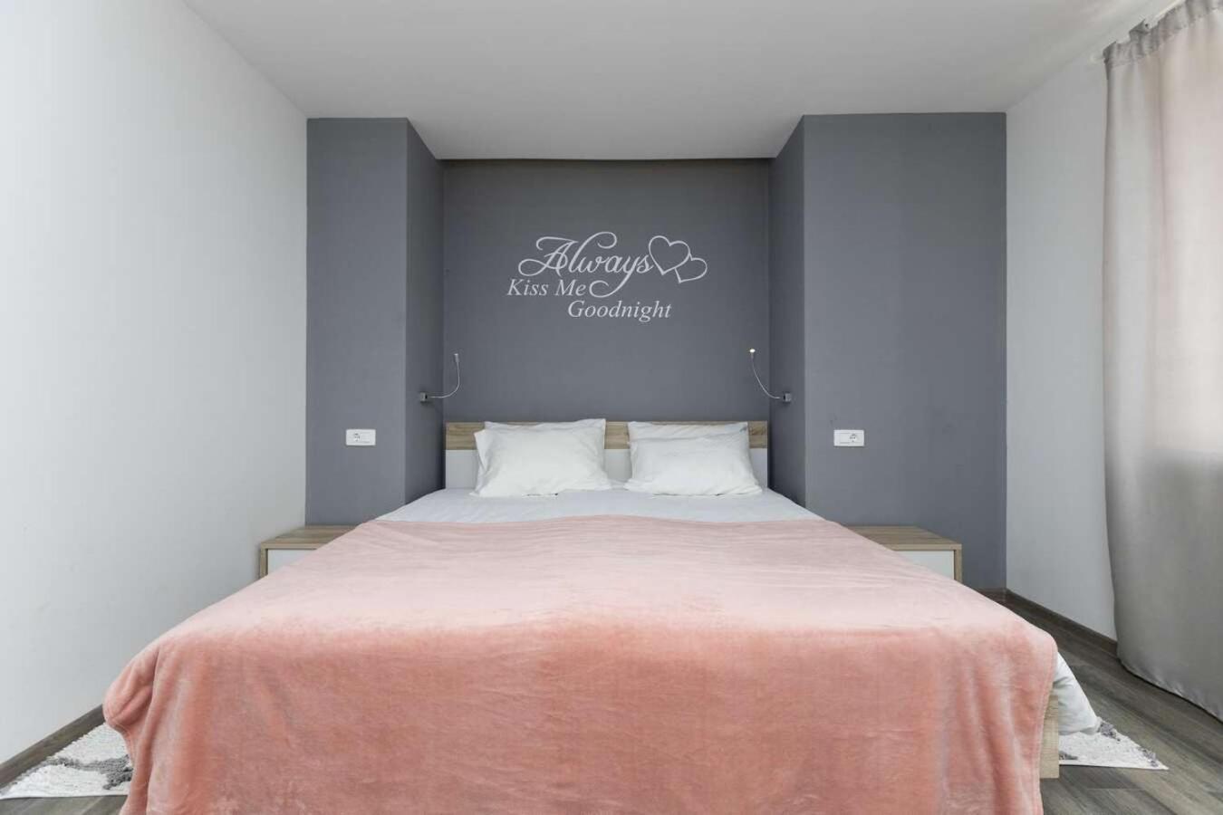 Villa Viscum In Central Istria For 8 Persons With Large Garden - Pet Friendly Pazin Ngoại thất bức ảnh