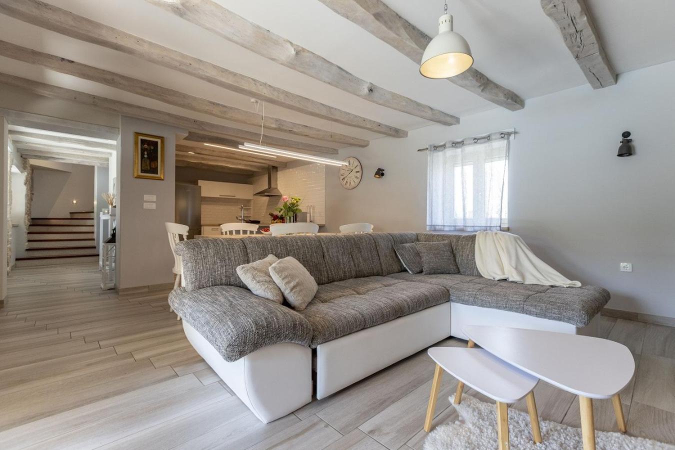 Villa Viscum In Central Istria For 8 Persons With Large Garden - Pet Friendly Pazin Ngoại thất bức ảnh